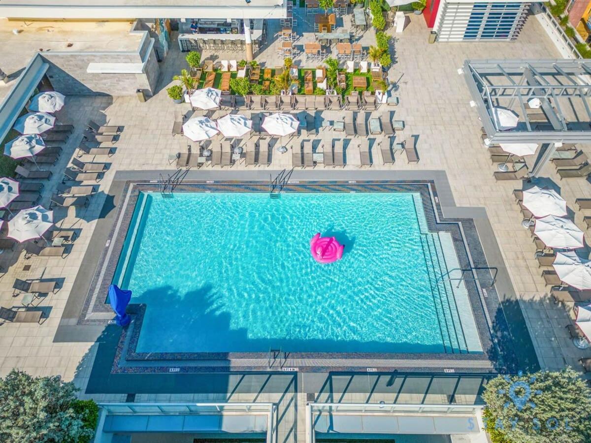 Rooftop Pool - Hollywood Beach Boardwalk Exterior photo